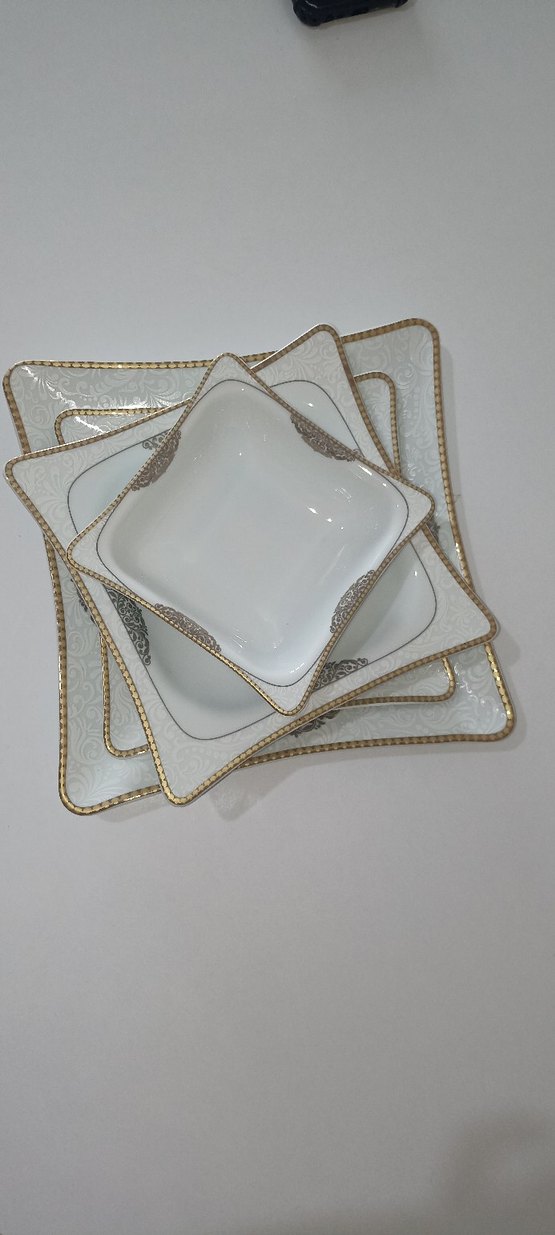 Parlak Beyaz Altın Detaylı Kare  24 lü yemek  Seti - Görsel 2