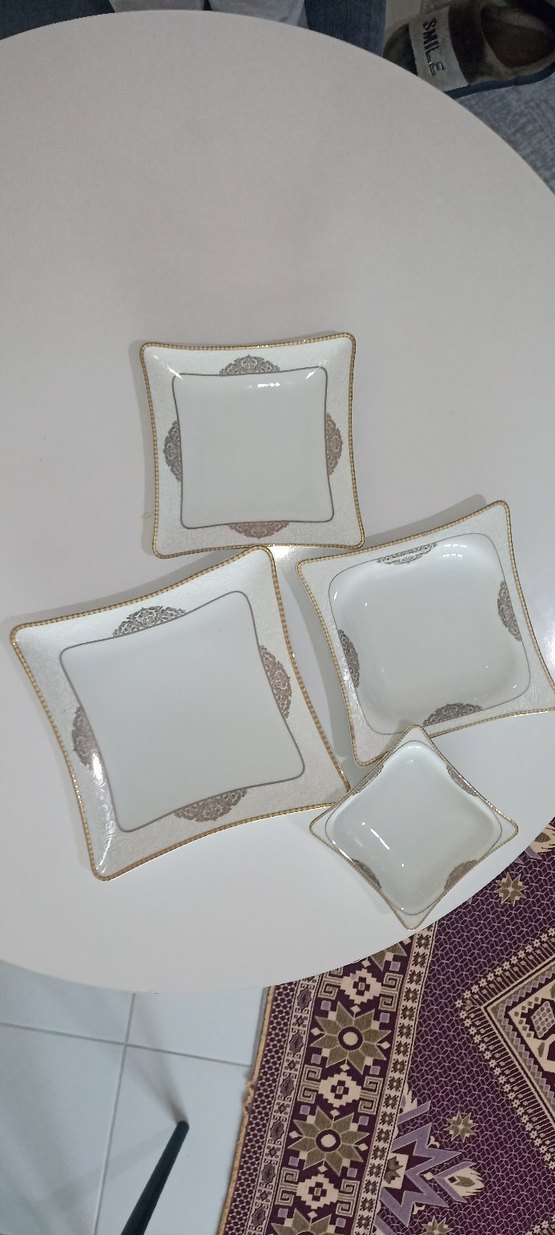 Parlak Beyaz Altın Detaylı Kare  24 lü yemek  Seti - Görsel 4