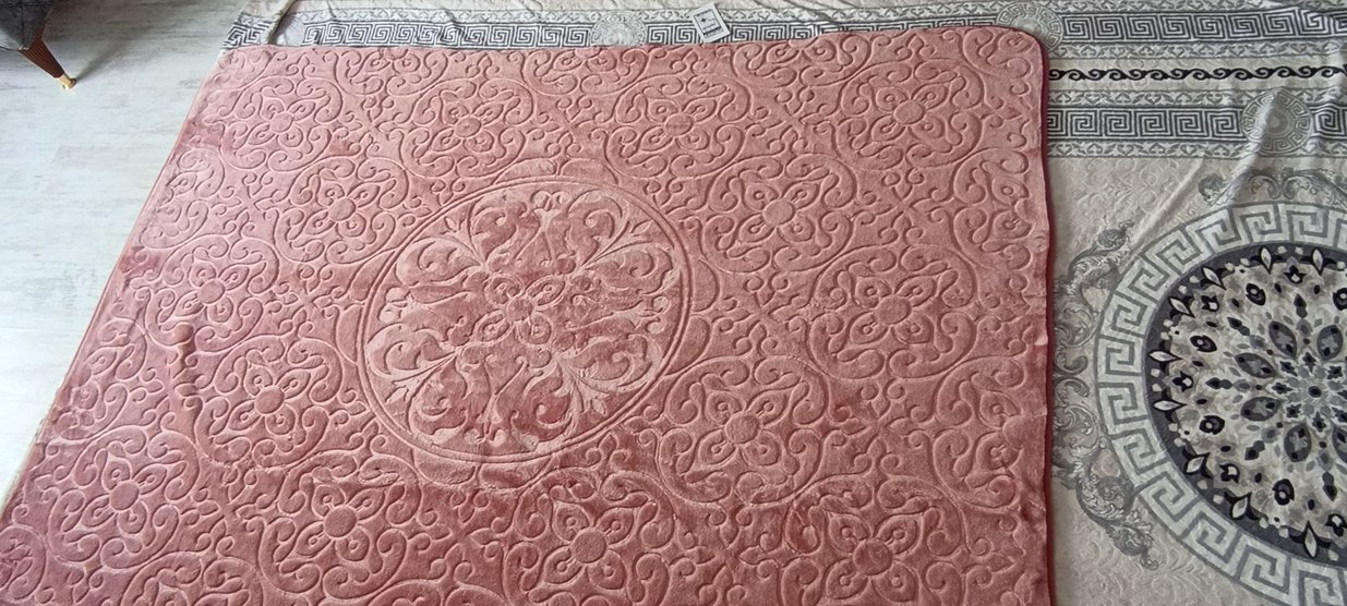 Pembe  Nakışlı Battaniye - Görsel 2