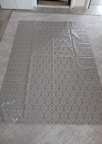 Gri desenli masa örtüsü veya yer sofrası - Görsel 2