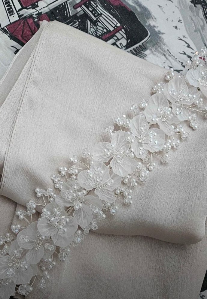 Sıfır hiç giyilmedi Straplez A Kesim Beyaz Dantel Gelinlik - Görsel 4