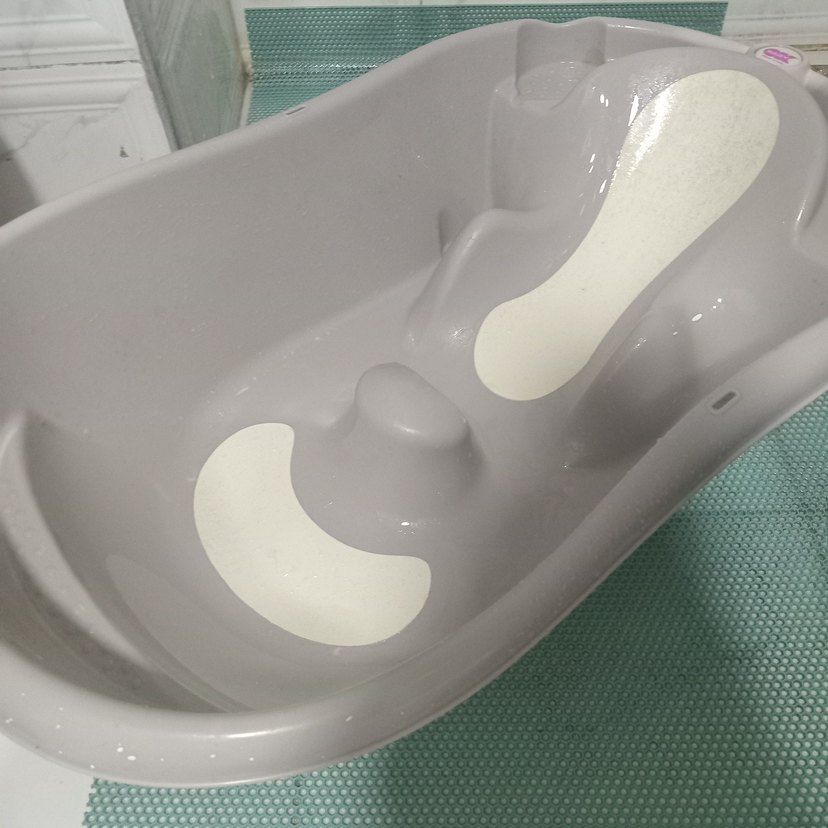 Kaymaz Yüzeyli Bebek Küveti - Görsel 3