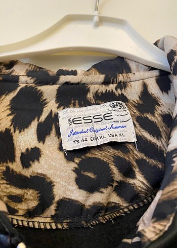 Kapüşonlu Siyah Deri Leopar Desenli Uzun Yağmurluk - Görsel 3