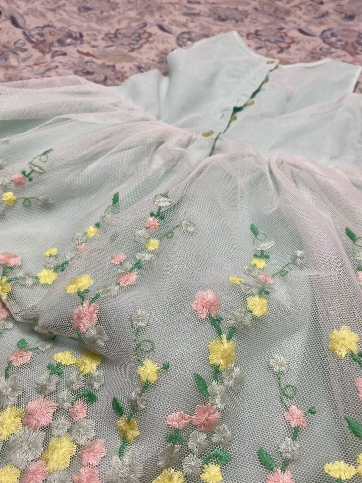 Çiçek Nakışlı Kız Çocuk Elbisesi - Görsel 2