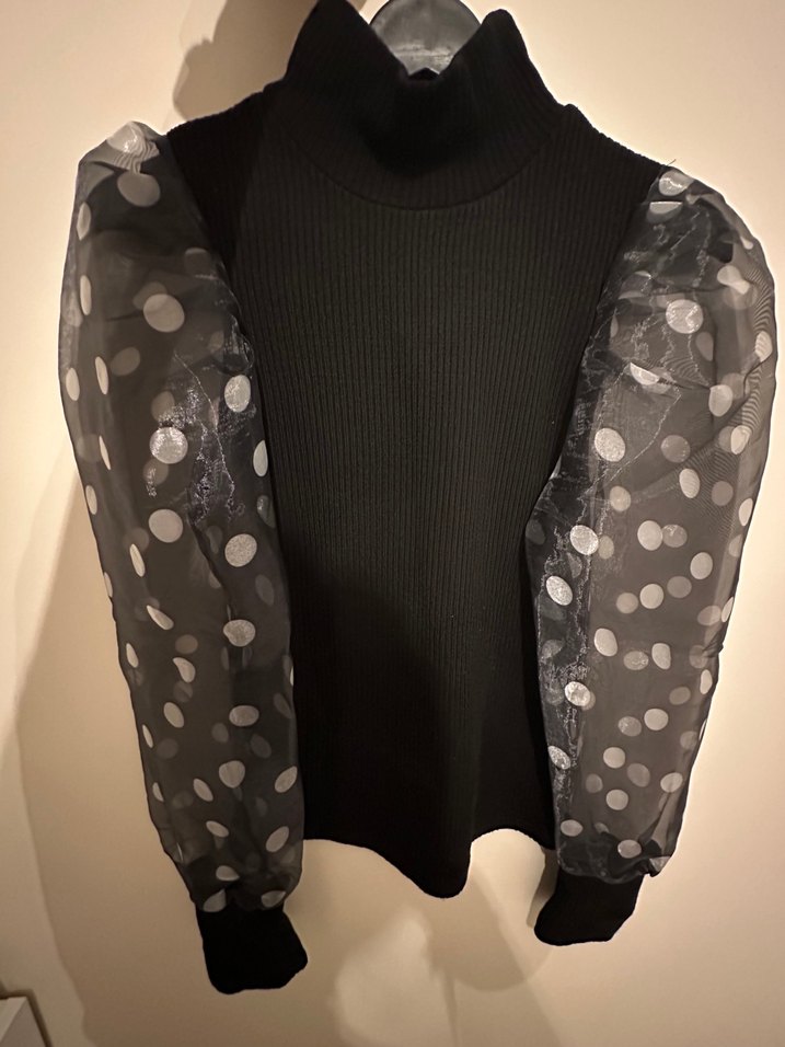 Puantiye Desenli Siyah Transparan Uzun Kollu Şık Bluz - Görsel 3