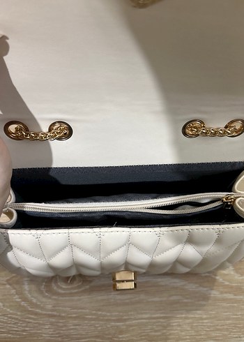 Zincir Detaylı Bej Deri Kadın Çanta - Görsel 3