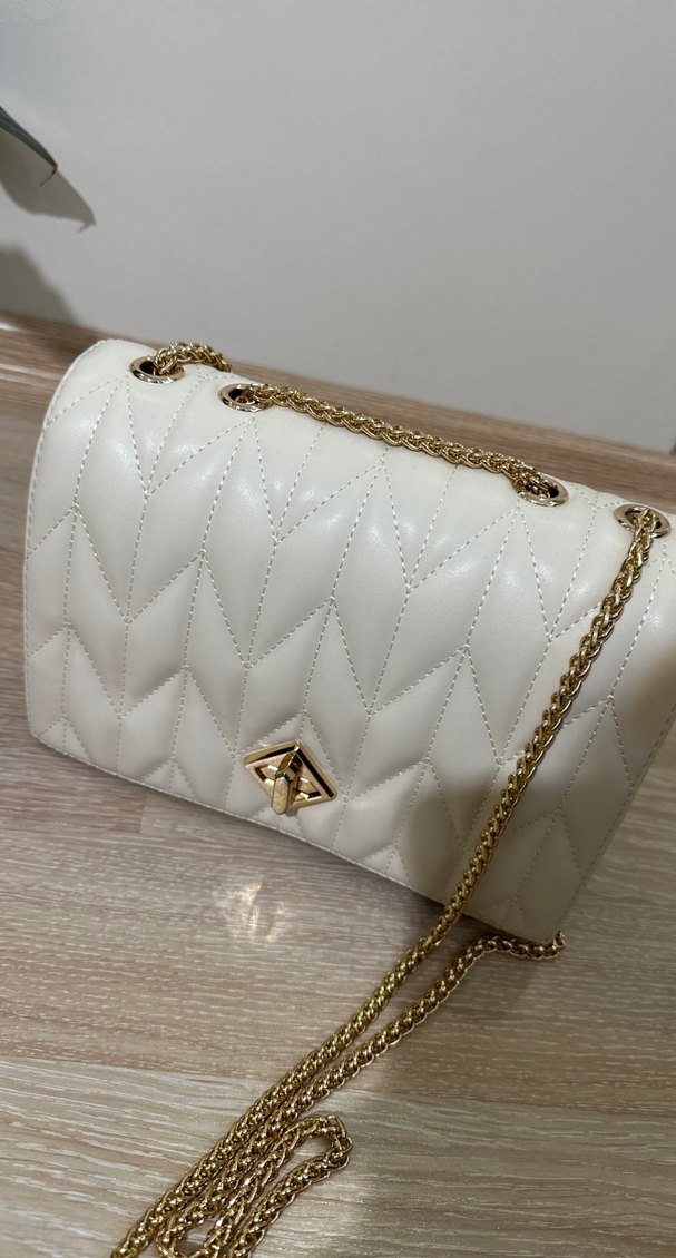 Zincir Detaylı Bej Deri Kadın Çanta - Görsel 2