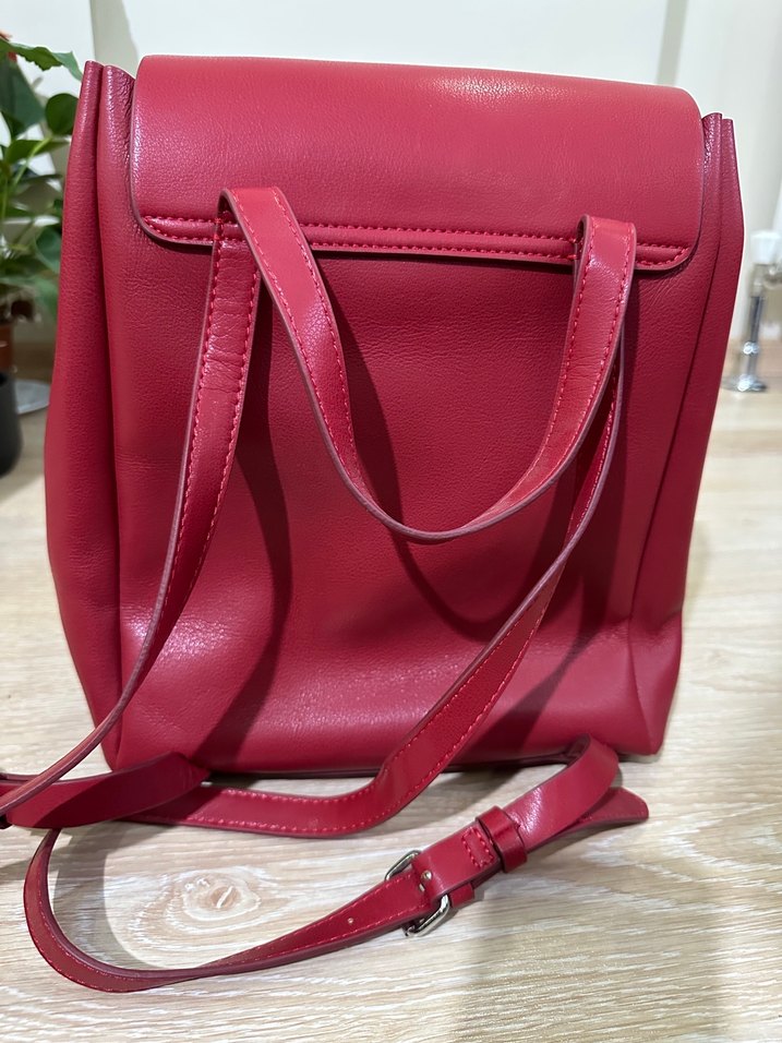 Zara Kırmızı Deri Kadın Sırt Çantası - Görsel 3