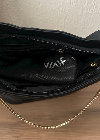 Zincir Detaylı Siyah Deri Nine West Çanta - Görsel 2