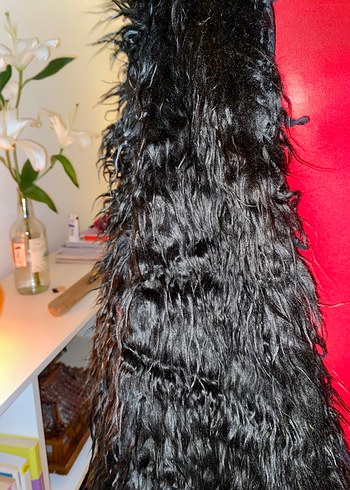 Uzun Siyah Kürk Detaylı Kadın Kaban - Görsel 3