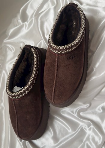 Ugg Kahverengi Suet Kadin Dolgu Topuk Terlik