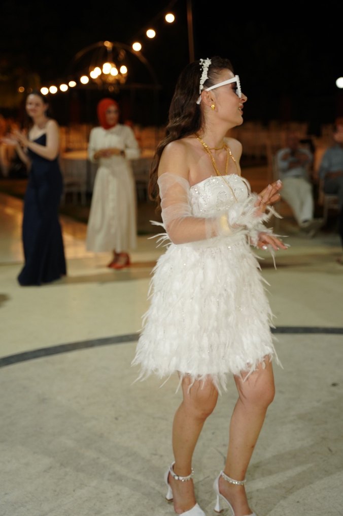 After Parti Elbisesi - Görsel 2