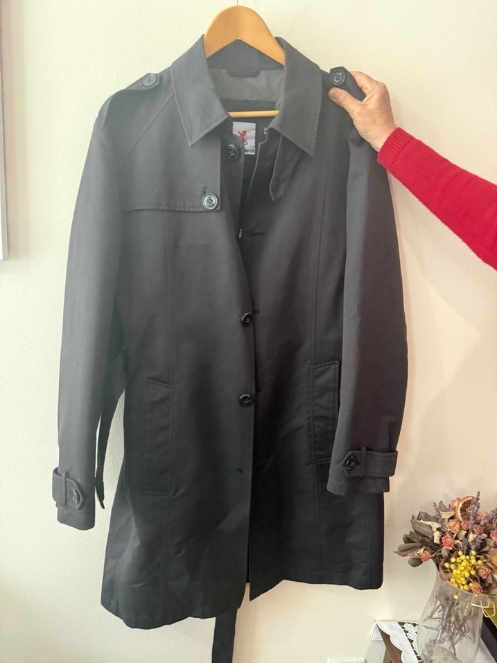 Erkek Siyah Midi Trençkot Cacharel marka M beden - Görsel 2