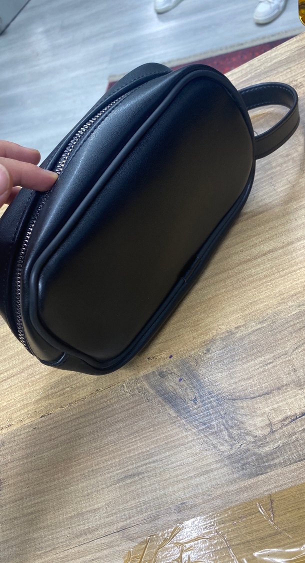 Siyah Deri Fermuarlı Makyaj Çantası - Görsel 3