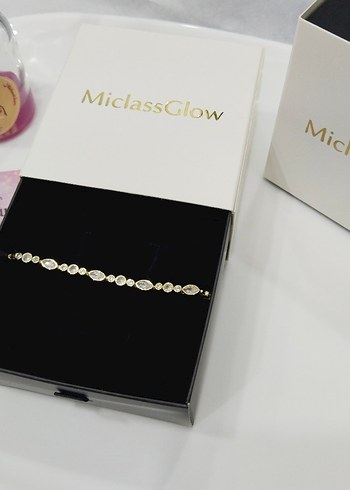 Altın Zincir Detaylı Midi Kolye - Görsel 3