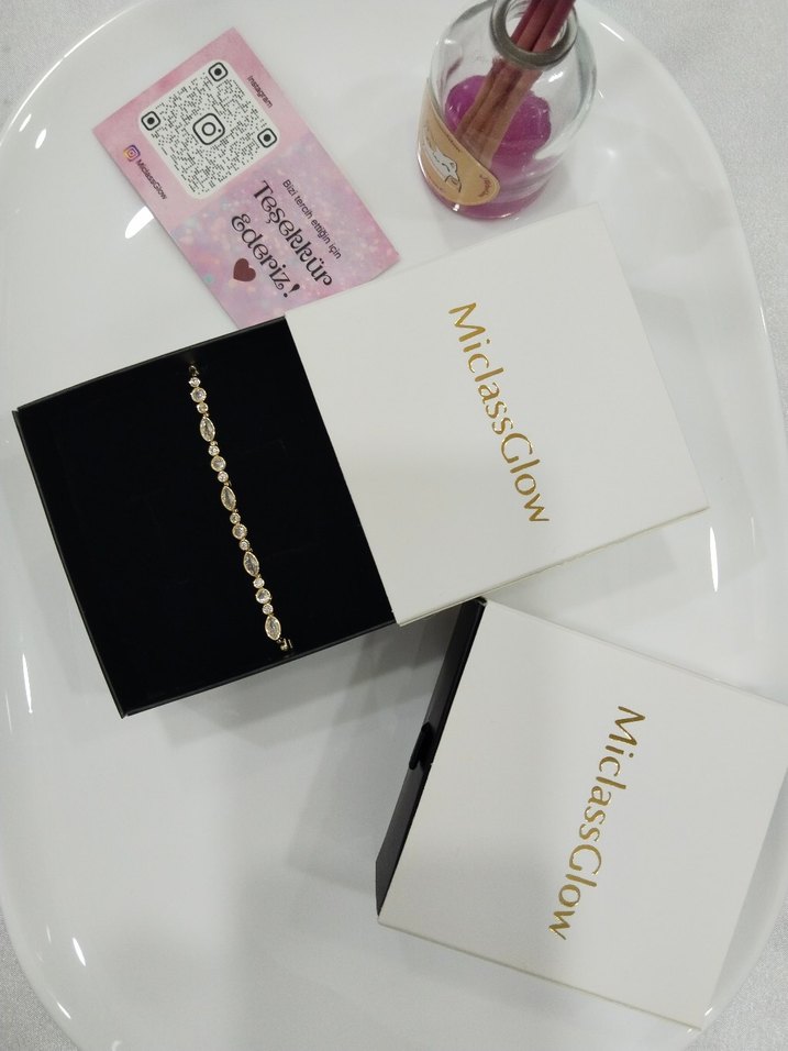 Altın Zincir Detaylı Midi Kolye - Görsel 4