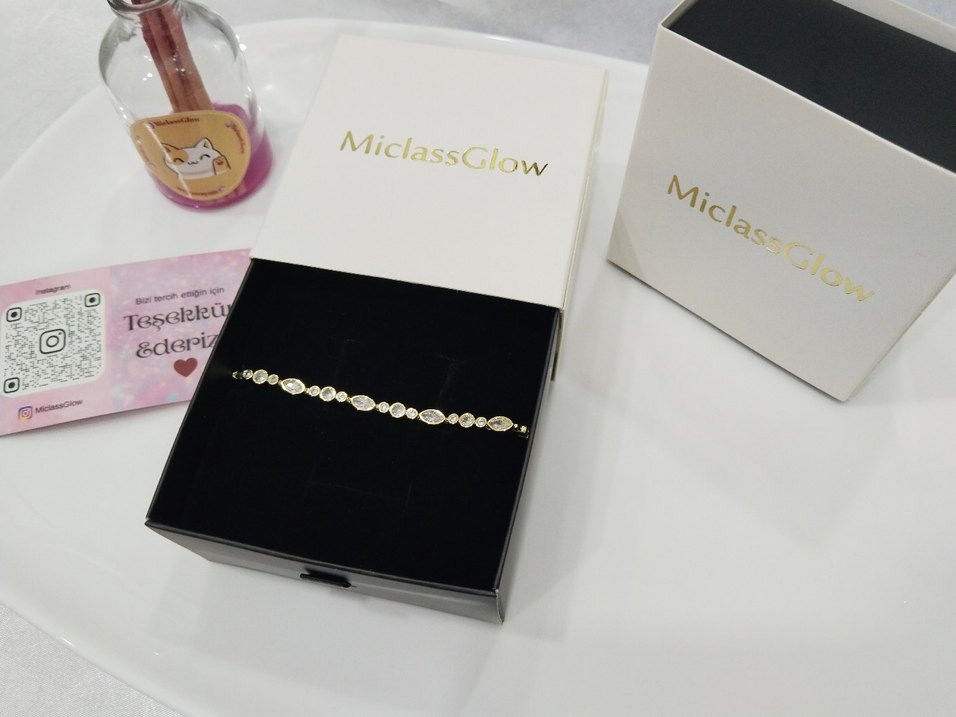 Altın Zincir Detaylı Midi Kolye - Görsel 3