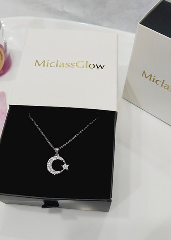 Parlak Ay ve Yıldız Midi Kolye - Görsel 2