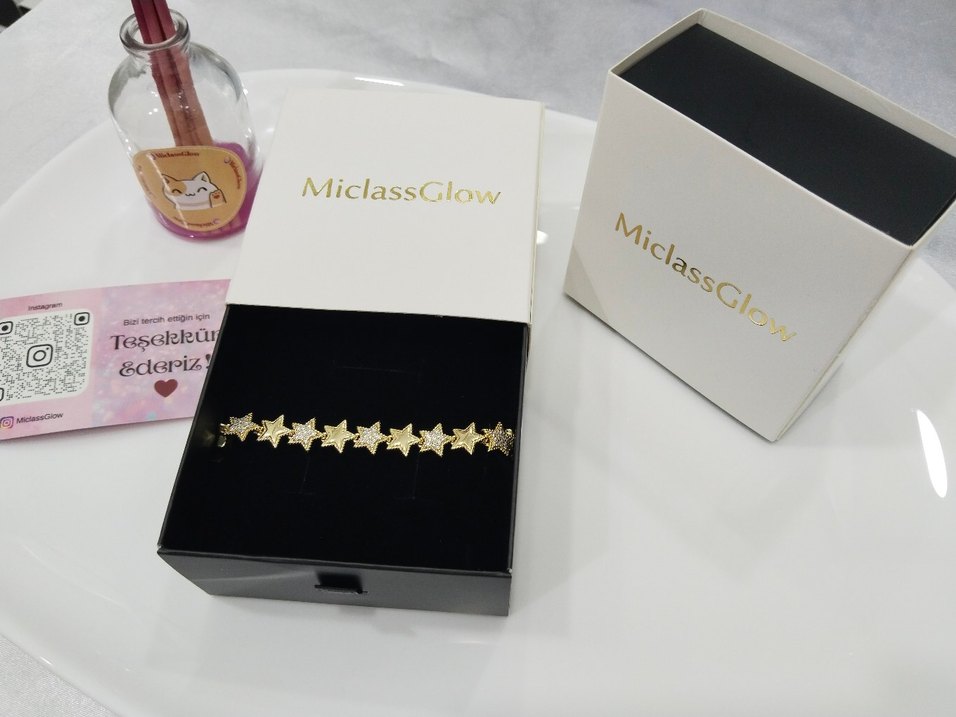 Parlak Mini Altın Yıldız Kolye - Görsel 2