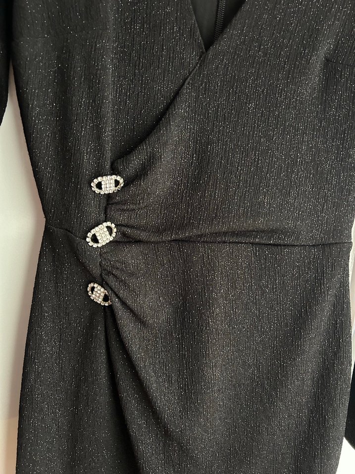 Düğmeli Siyah Simli Midi Elbise - Görsel 2