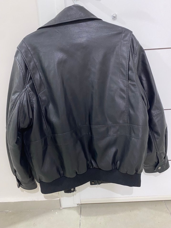 BERSHKA Oversize siyah deri ceket - Görsel 5