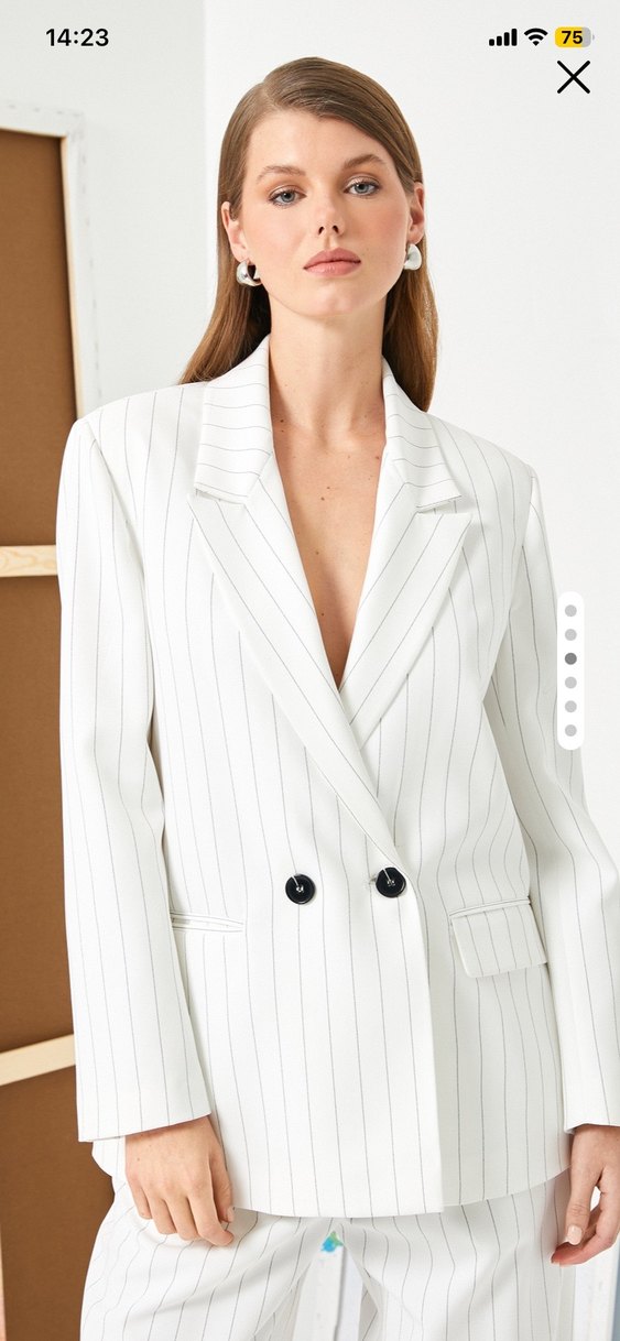 Kadın Beyaz Çizgili Uzun Oversize Blazer Ceket - Görsel 2