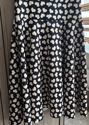 V Yaka Desenli Midi Kadın Elbise - Görsel 3