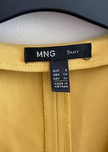 Sarı Drapeli V Yaka Kolsuz Bluz - Görsel 4