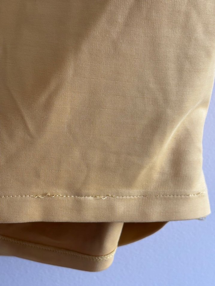 Sarı Drapeli V Yaka Kolsuz Bluz - Görsel 5