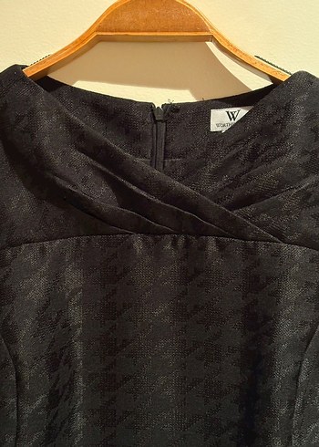 Siyah Kazayağı Desenli Midi Kolsuz Elbise - Görsel 2