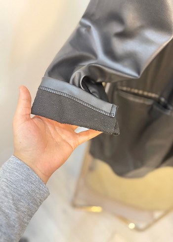 Kadın Siyah Deri Uzun Ceket TEK EBAT - Görsel 3