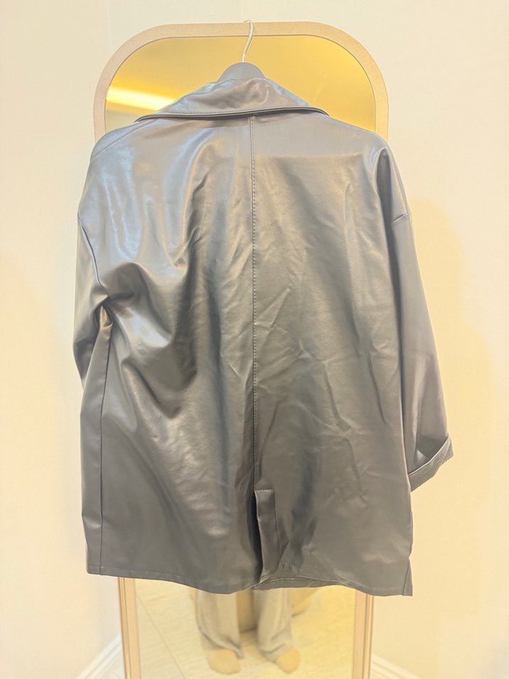 Kadın Siyah Deri Uzun Ceket TEK EBAT - Görsel 4