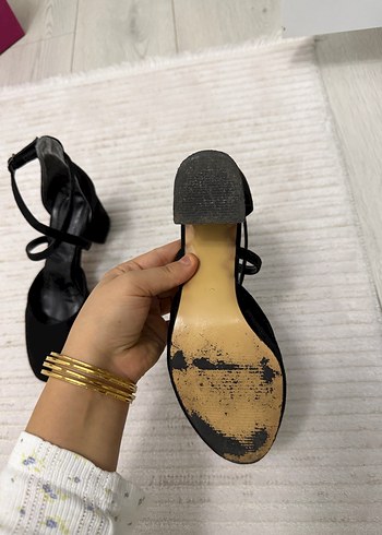 Kadın Siyah Minimalist Topuklu Ayakkabı - Görsel 8