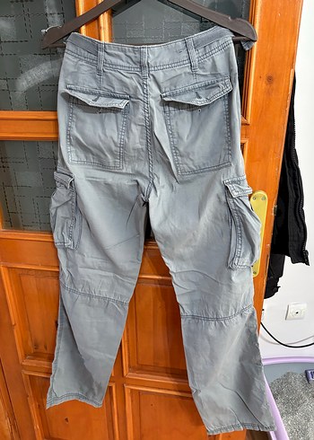 Bershka Düz Kesim Kargo Pantolon - Görsel 2