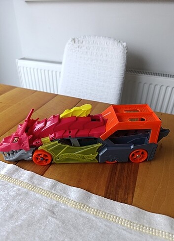 Hotwheels fırlatıcı ve taşıyıcı ejderha  - Görsel 6