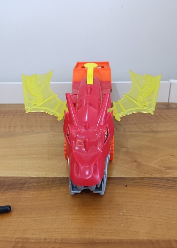 Hotwheels fırlatıcı ve taşıyıcı ejderha  - Görsel 3