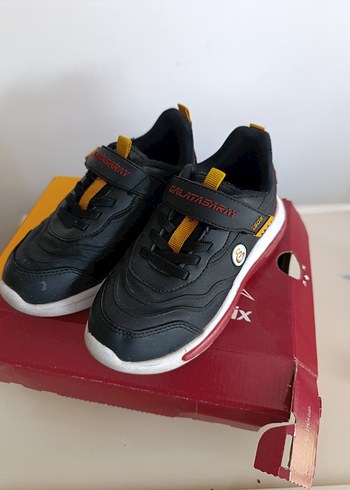 Kinetix Galatasaray li Çocuk Spor Ayakkabı - Görsel 5