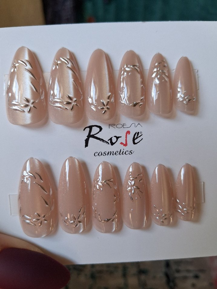 Bej Parlak Tırnak Süsü Seti - Görsel 3