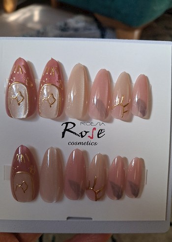 Bej Pastel Tırnak Süslemeleri - Görsel 2