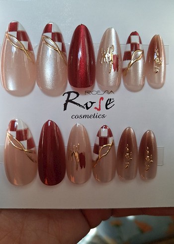 Kırmızı Parlak Tırnak Süslemeleri - Görsel 2