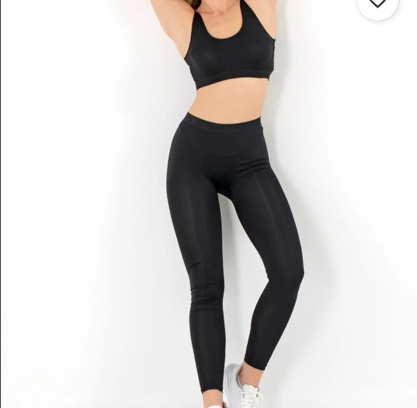 Siyah Kadın Spor Tayt Dikişsiz. Her Bedeni Mevcut kutusunda - Görsel 4