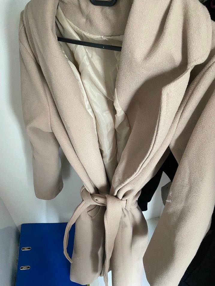 Bej Kadın Kaban - Görsel 2