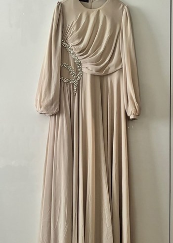 Bej Uzun Drapeli Kadın Abiye Elbise - Görsel 3