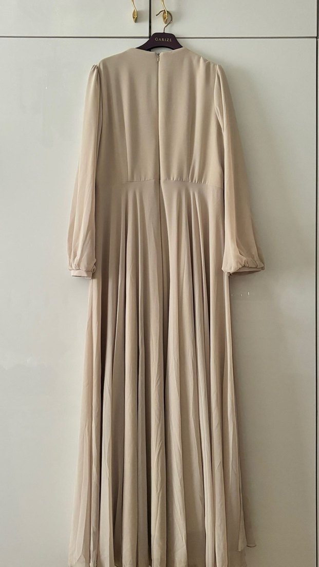 Bej Uzun Drapeli Kadın Abiye Elbise - Görsel 4