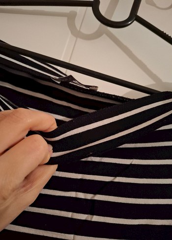 Siyah Beyaz Çizgili Piliseli Uzun Etek - Görsel 4