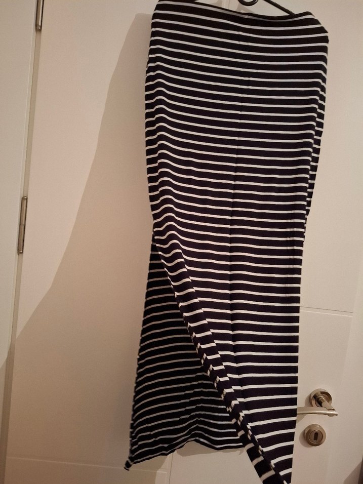 Siyah Beyaz Çizgili Piliseli Uzun Etek - Görsel 2