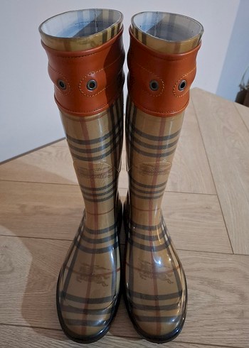 Burberry Uzun Ekoseli Çizme - Görsel 5