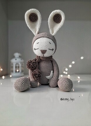 Amigurumi uyku arkadaşı uykucu tavşan