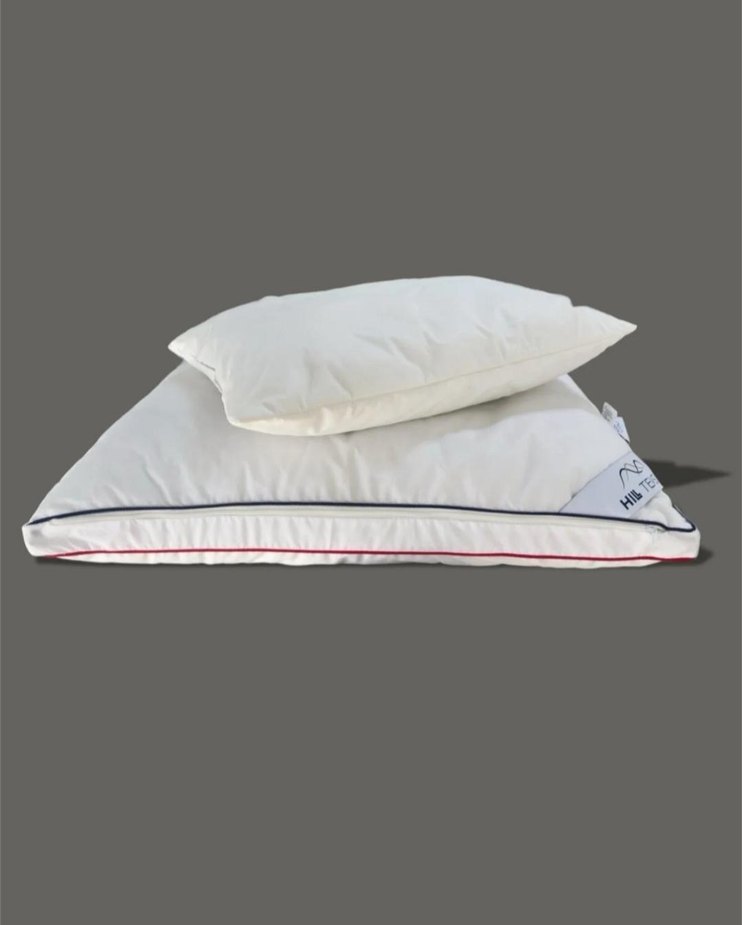 Beyaz ve Gri Düz Yastık - Görsel 2