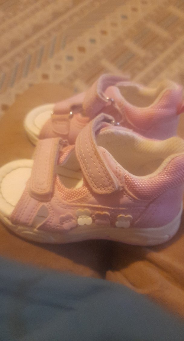 Kız Çocuk Pembe Cırtlı Sandalet - Görsel 4